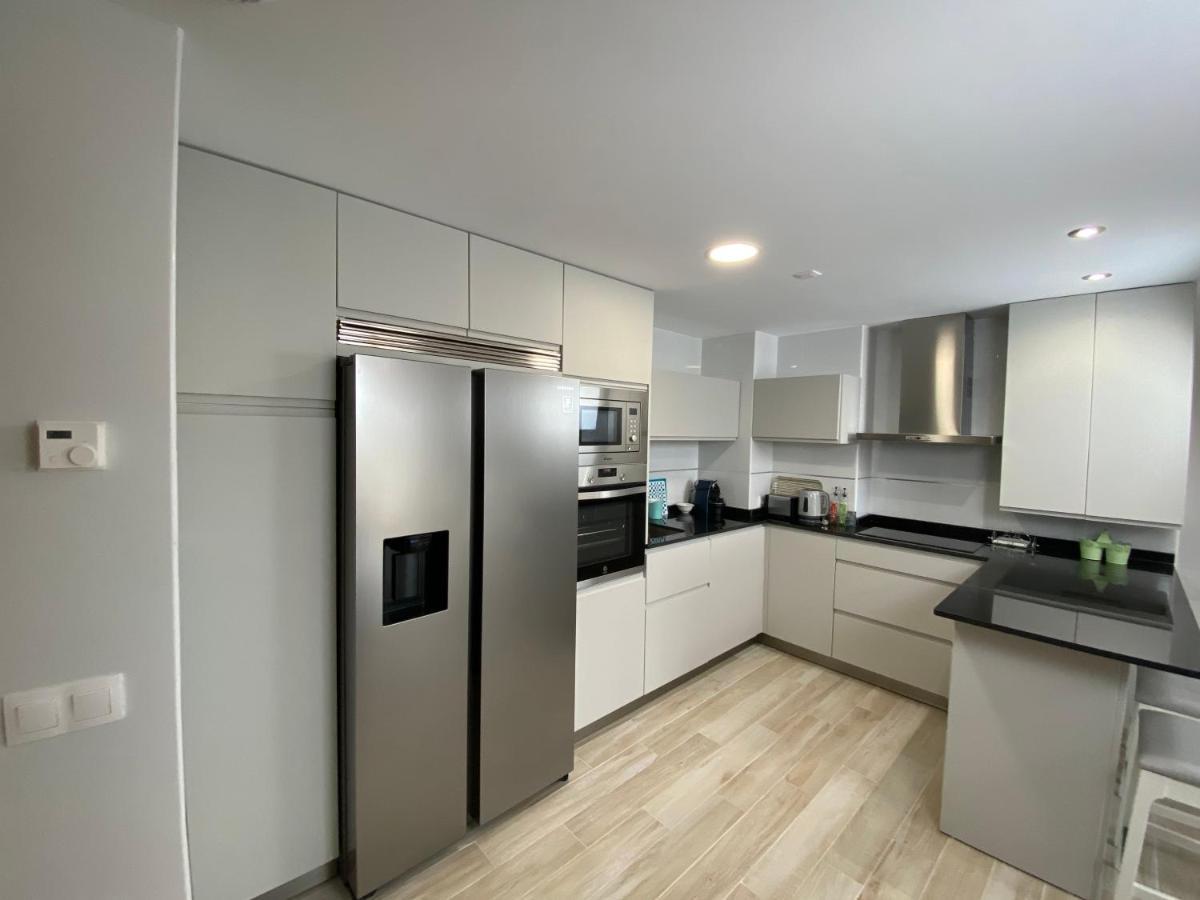 Apartamento Nuevo, Accesible Y Con Piscina !!! Salamanca Luaran gambar