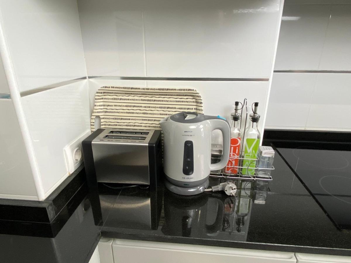 Apartamento Nuevo, Accesible Y Con Piscina !!! Salamanca Luaran gambar